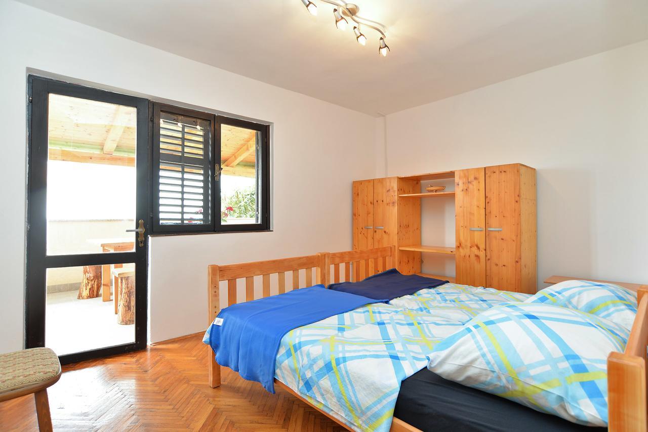 Apartments Dino 1700 法扎纳 外观 照片